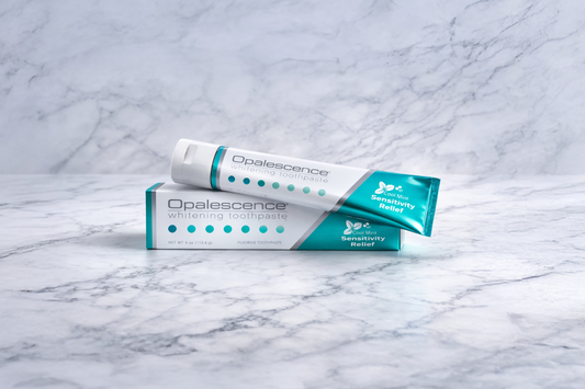 Opalescence vaalentava Hammastahna (Sensitivity Relief)